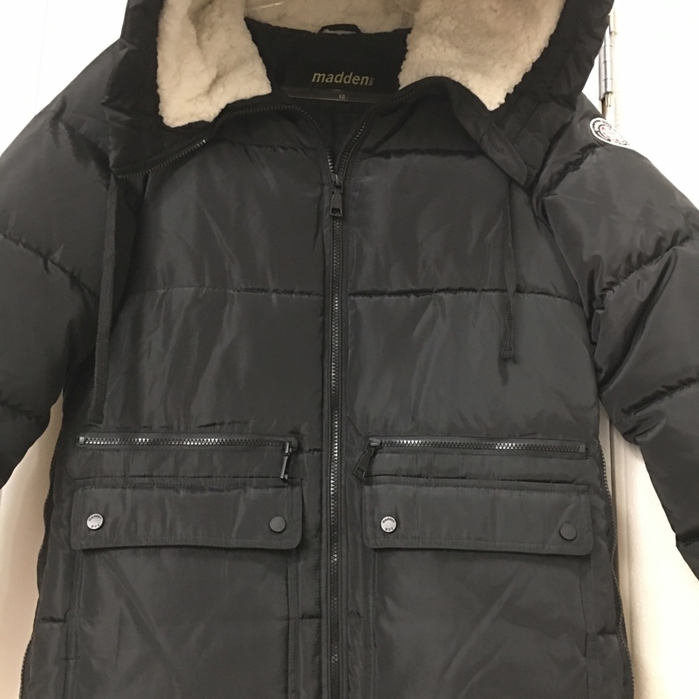 Madden Coat - Picture 3 of 3
